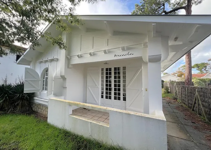 Charmante Maison Aux Abatilles : 2 Chambres, Jardin Pres De La - Fr-1-474-290 Arcachon