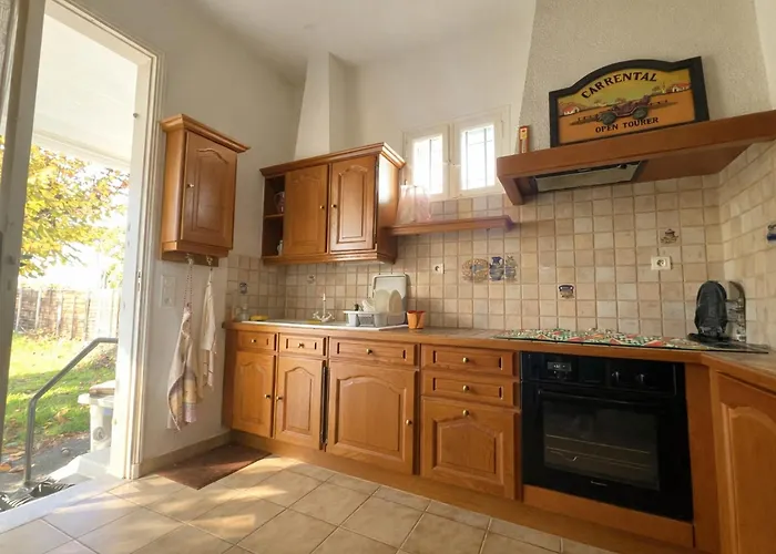 Charmante Maison Aux Abatilles : 2 Chambres, Jardin Pres De La - Fr-1-474-290 Villa *